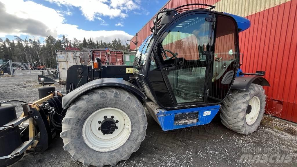 New Holland LM 5060 Teleskopické manipulátory