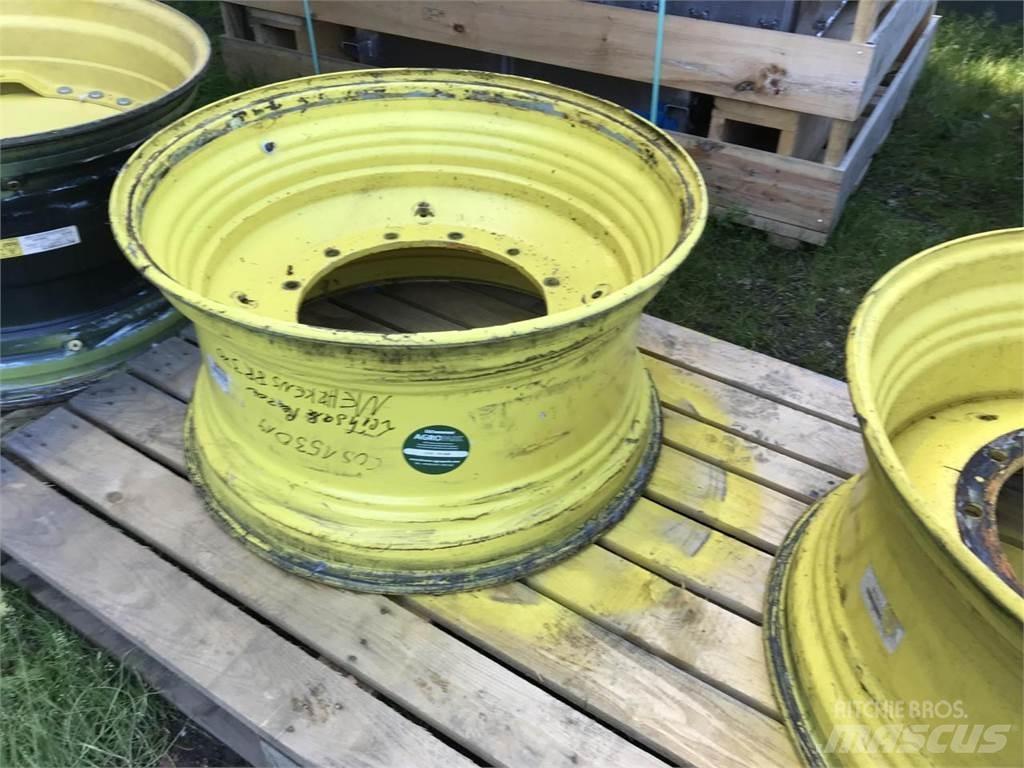 John Deere 18x34 Pneumatiky, kolesá a ráfiky