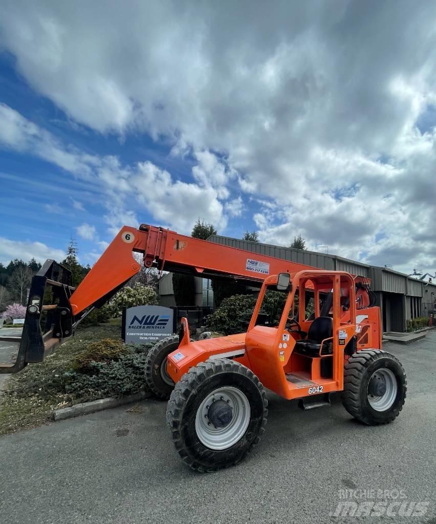 JLG 6042 Terénne vysokozdvižné vozíky