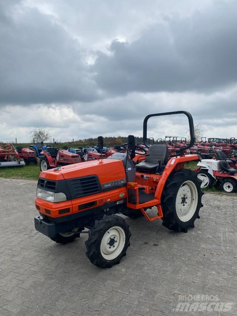 Kubota GL 240 Kompaktné traktory