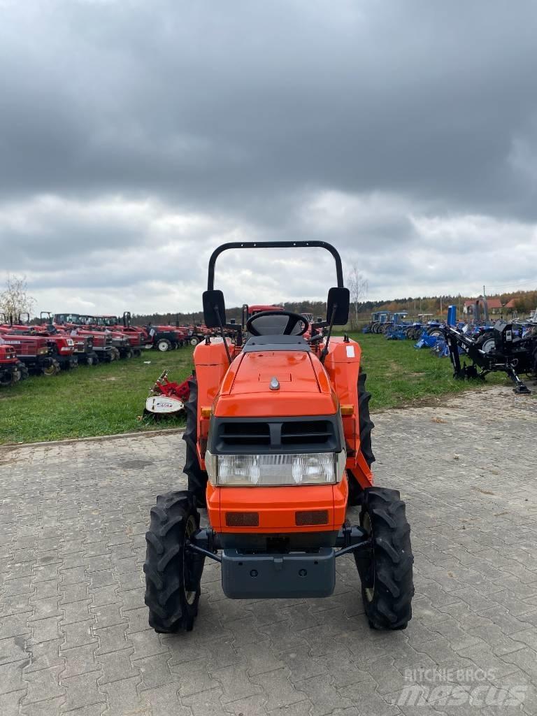 Kubota GL 240 Kompaktné traktory