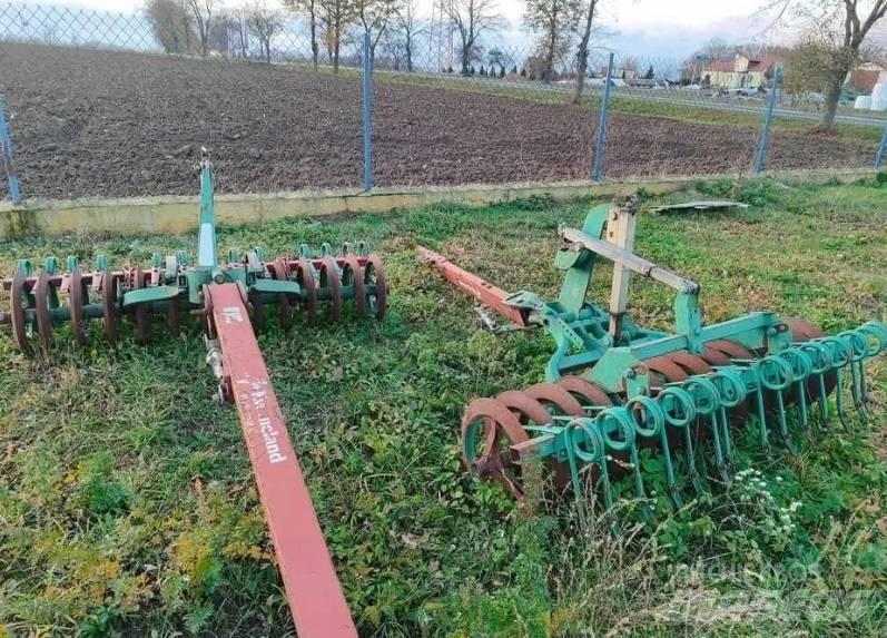 Kverneland PL 100 Dvojstranné pluhy