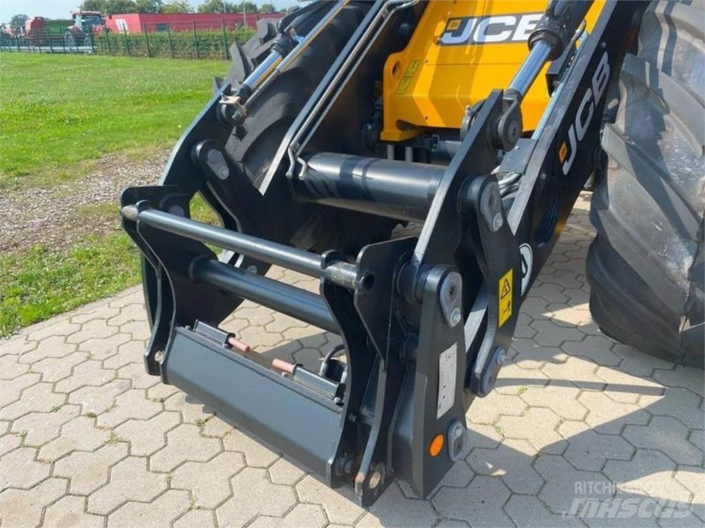 JCB 427 AGRI Kolesové nakladače