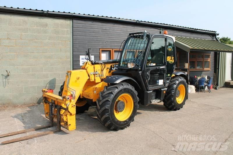 JCB 535-95 Teleskopické manipulátory
