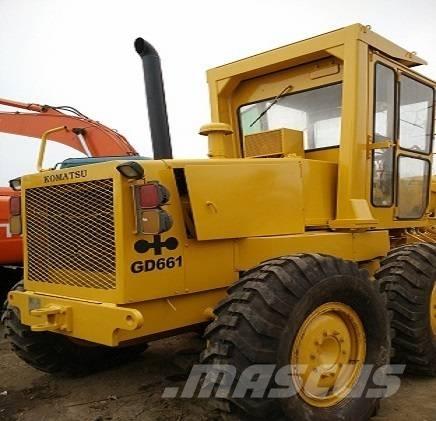 Komatsu GD 661 Grejdery