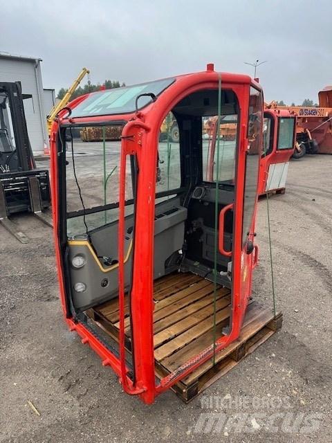Volvo ECR 88 D Kabíny a interiér