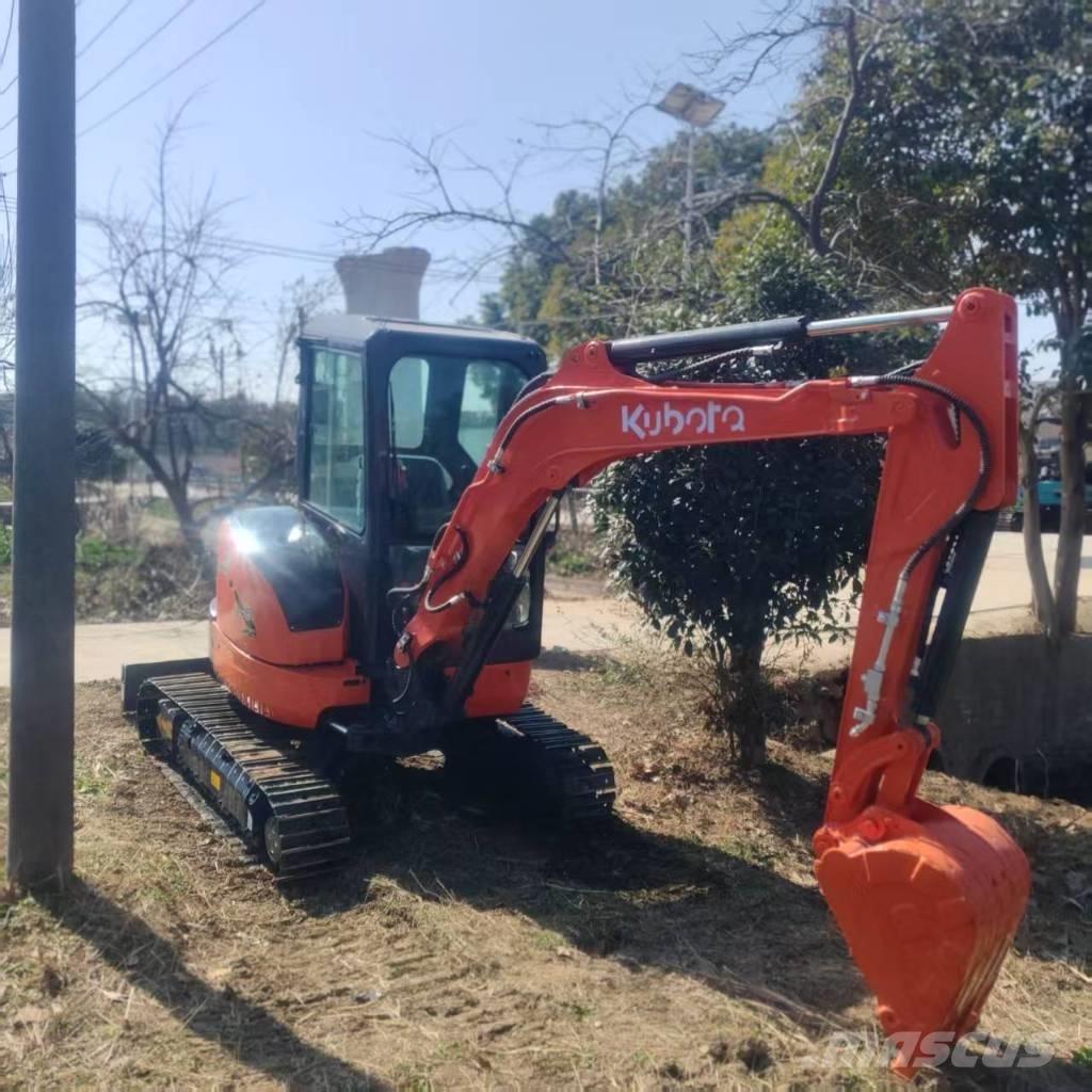 Kubota U 35 Pásové rýpadlá