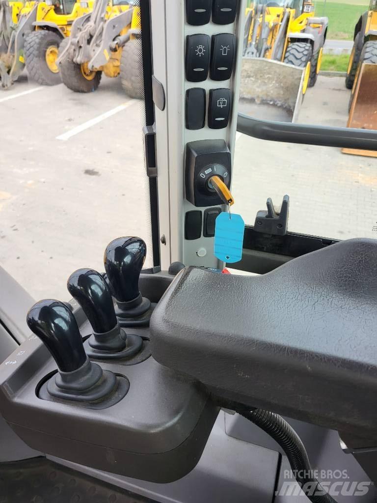 Volvo L 110 H Kolesové nakladače