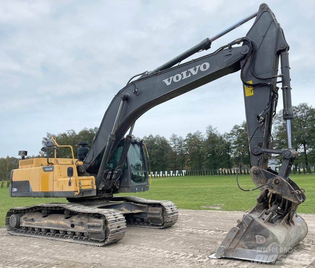 Volvo EC 300 D L Pásové rýpadlá