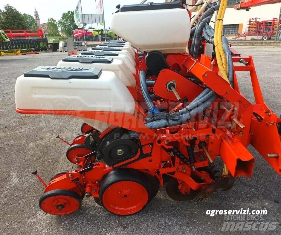 Kuhn maxima  8 F Presné sejačky
