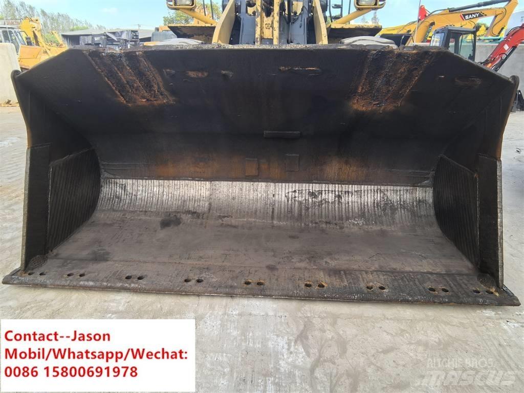Komatsu WA 470-6H Kolesové nakladače