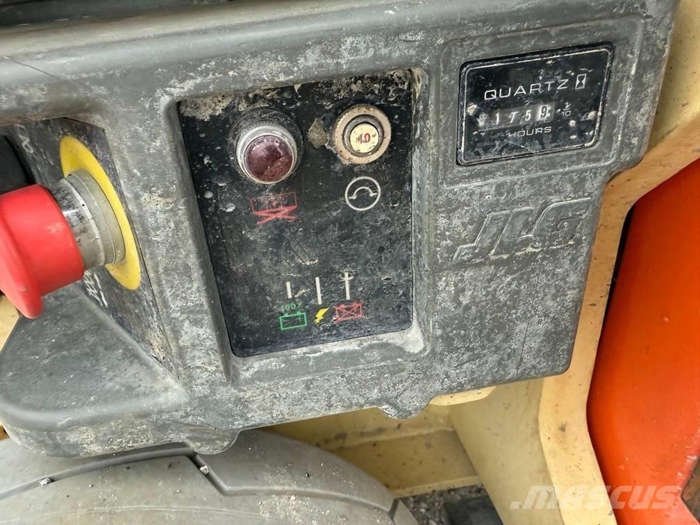 JLG 1930 ES Nožnicové zdvíhacie plošiny