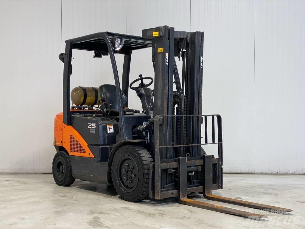 Doosan G25N-7 LPG vozíky