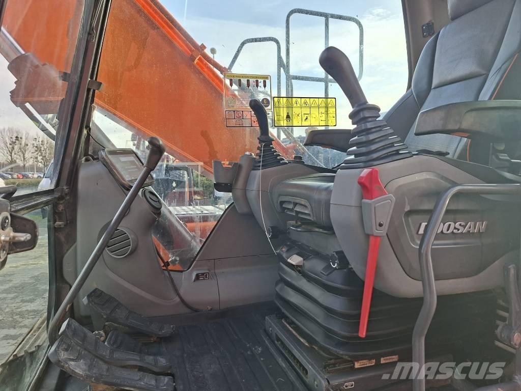 Doosan DX140LC-7 Pásové rýpadlá