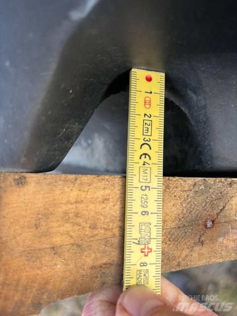 Trelleborg 650/60R34 Pneumatiky, kolesá a ráfiky