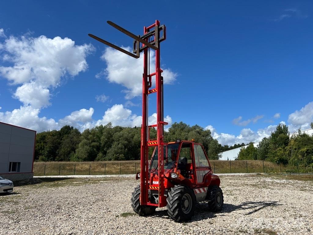 Manitou M30-4 ST3B Dieselové vozíky