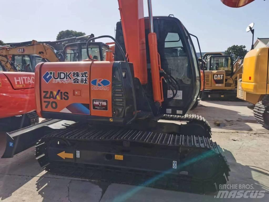Hitachi ZX 70 Pásové rýpadlá