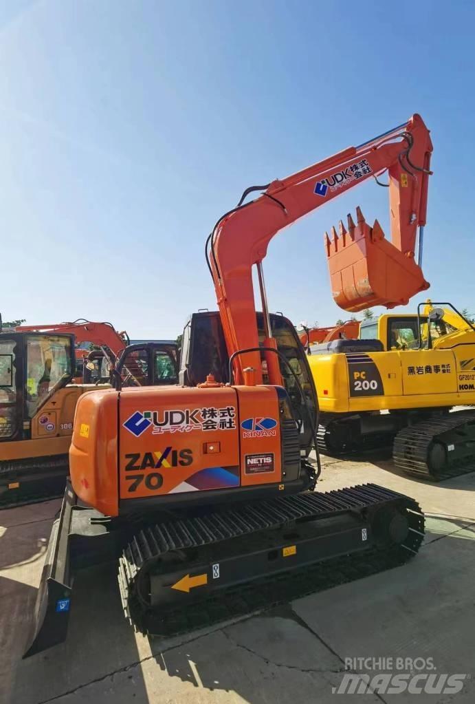 Hitachi ZX 70 Pásové rýpadlá