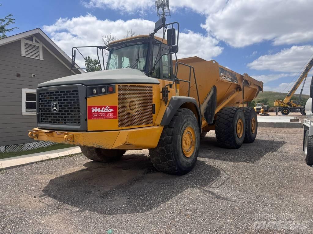 DEERE 410E Kĺbové nákladné autá