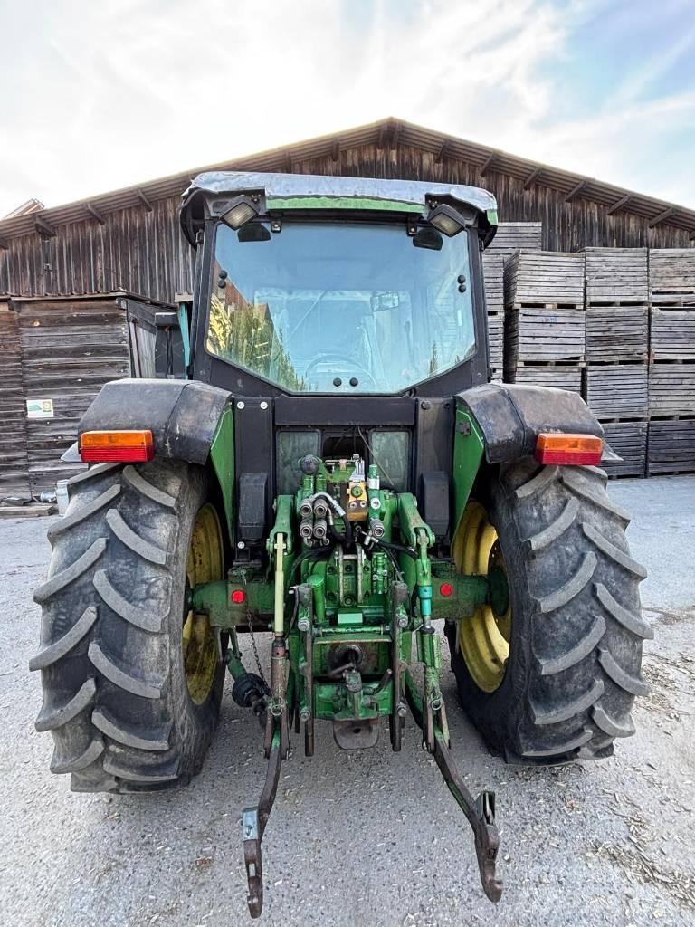 John Deere 6200 Traktory