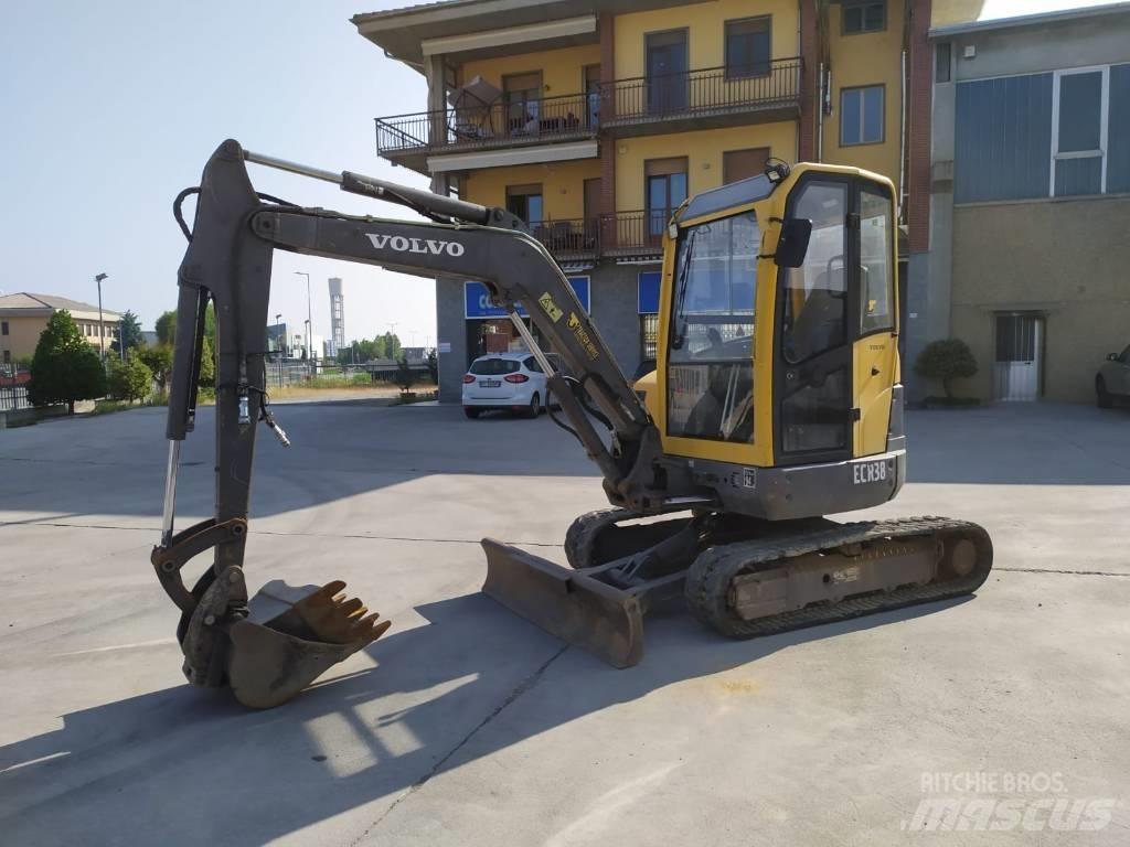 Volvo ECR 38 Mini rýpadlá < 7t
