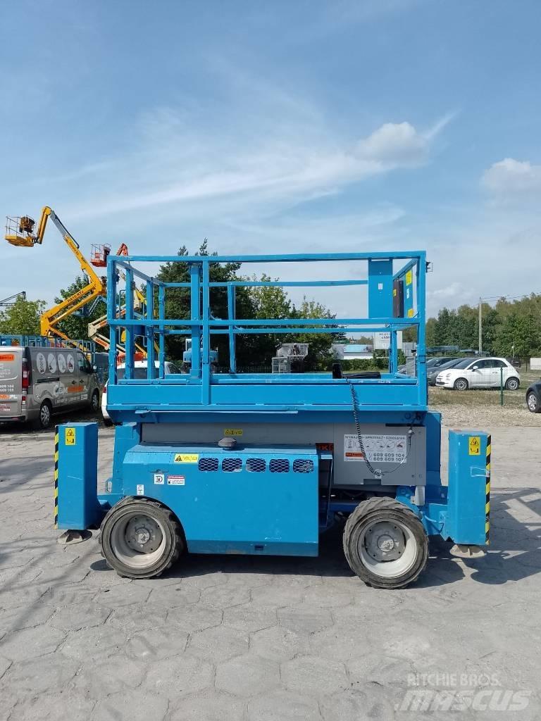 Genie GS 3268 RT Nožnicové zdvíhacie plošiny