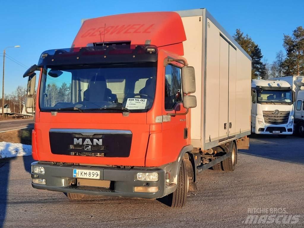 MAN TGL 12.220 Skriňová nadstavba