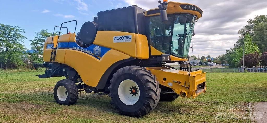 New Holland CX6.90 Kombinované zberacie stroje