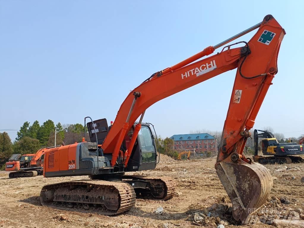 Hitachi ZX 200 Midi rýpadlá 7 t - 12 t