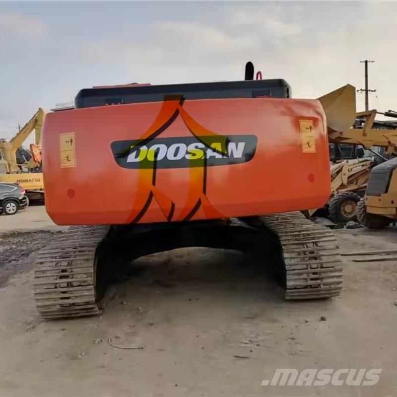 Doosan DH 300 LC-7 Pásové rýpadlá