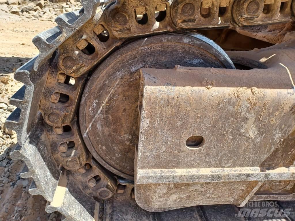 Komatsu PC 600 LC-8 Pásové rýpadlá