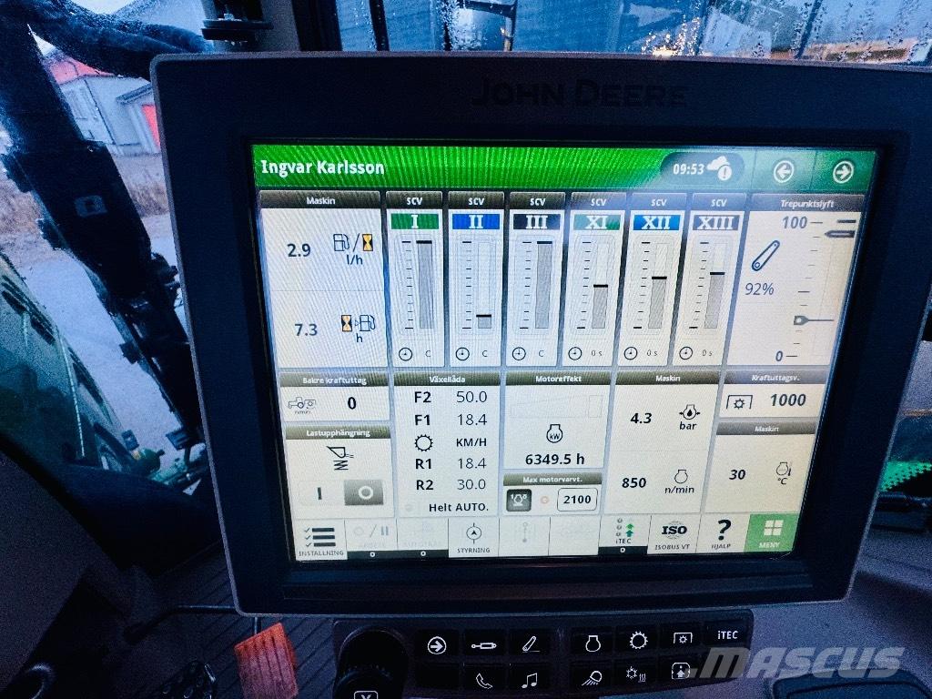 John Deere 6130 R Traktory