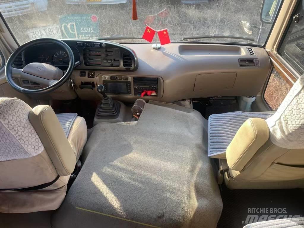 Toyota Coaster Medzimestské autobusy