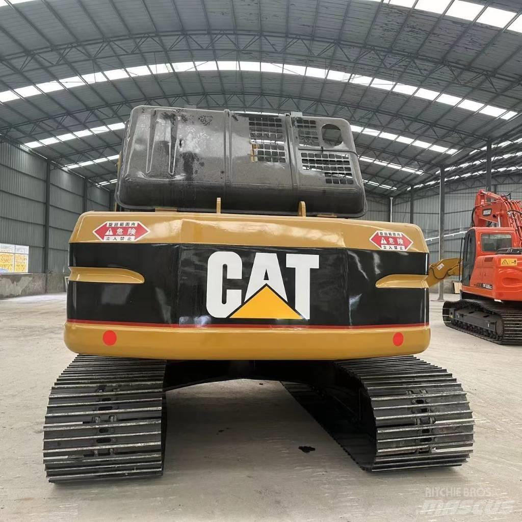 CAT 320B Pásové rýpadlá