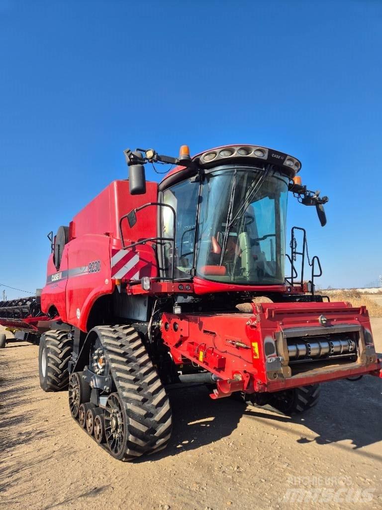 Case IH 9230 Kombinované zberacie stroje