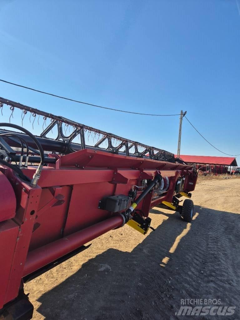 Case IH 9230 Kombinované zberacie stroje