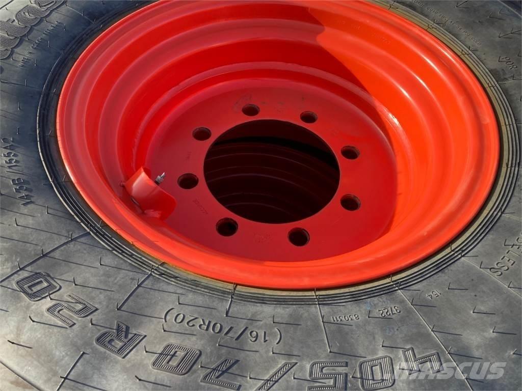Mitas 4x 405/70R20 Ďalšie príslušenstvo traktorov