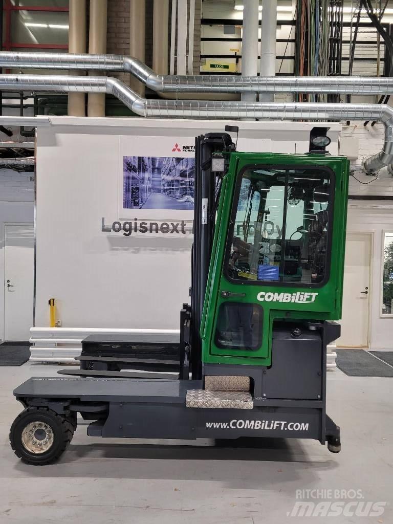 Combilift C 4000 4 cestné vysokozdvižné vozíky