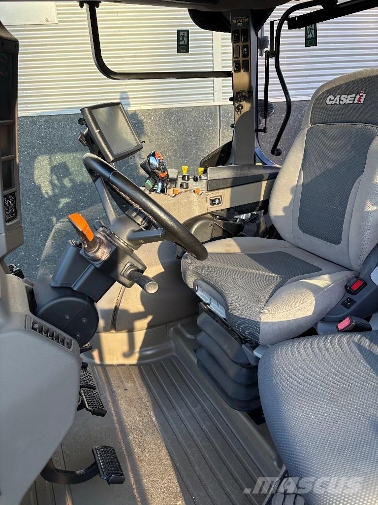 Case IH Puma 240 CVX Traktory