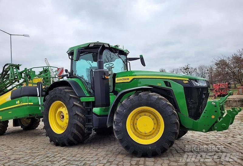 John Deere 410 Traktory