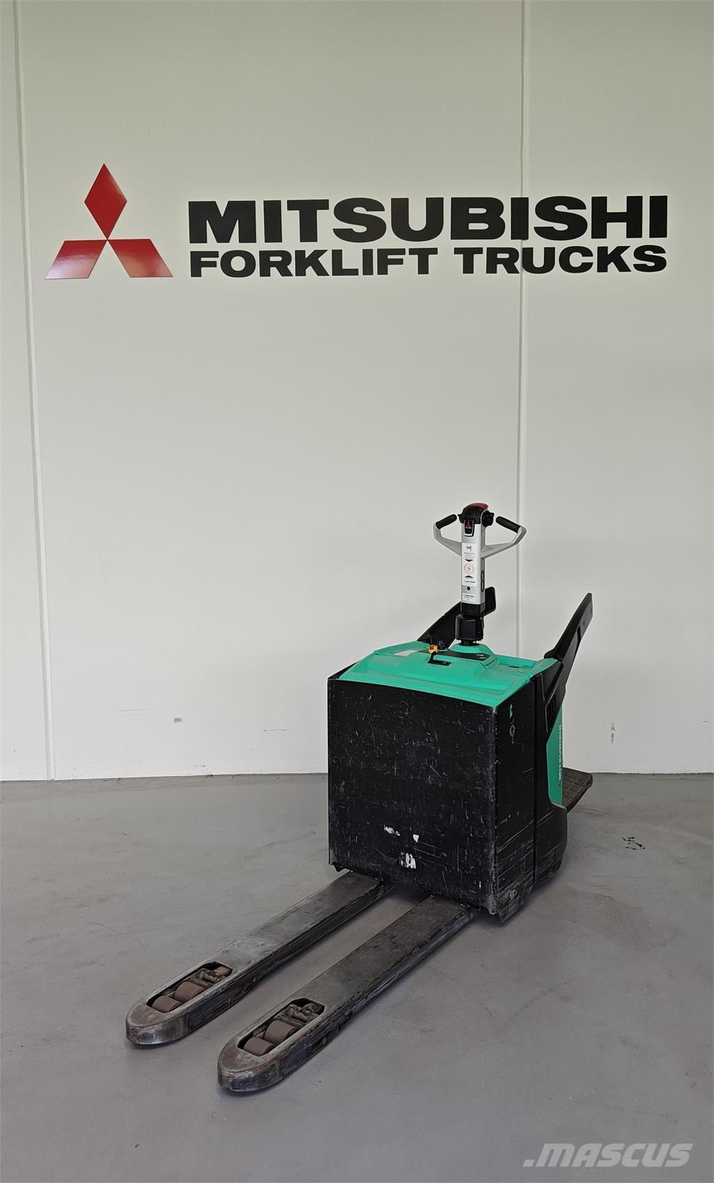 Mitsubishi PBV20N2 Vozíky s plošinou pre náklad