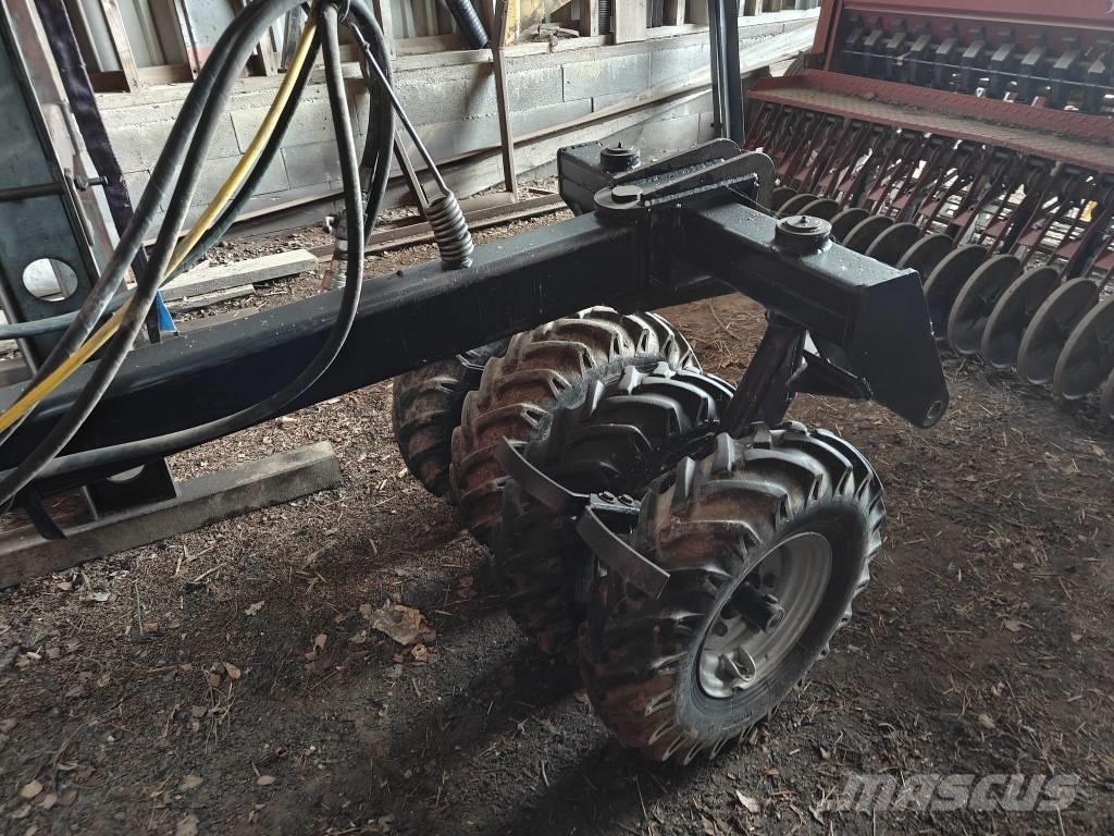 Junkkari 4000s Kombinované sejačky