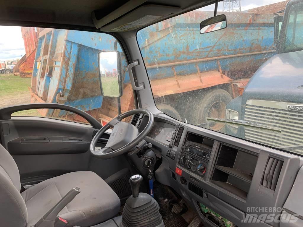 Isuzu FOR PARTS Dodávky