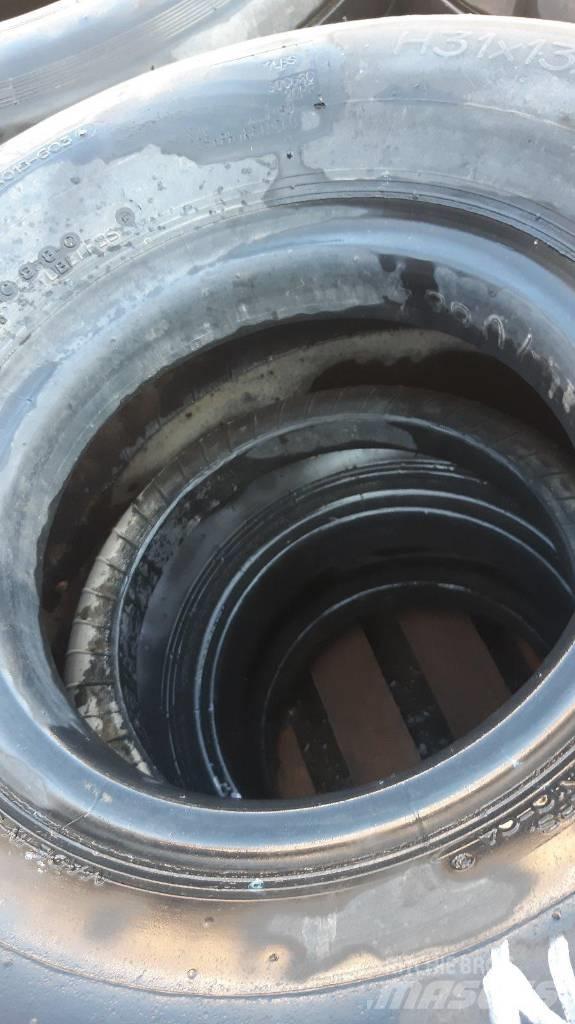 Michelin H 31X130-12 Pneumatiky, kolesá a ráfiky