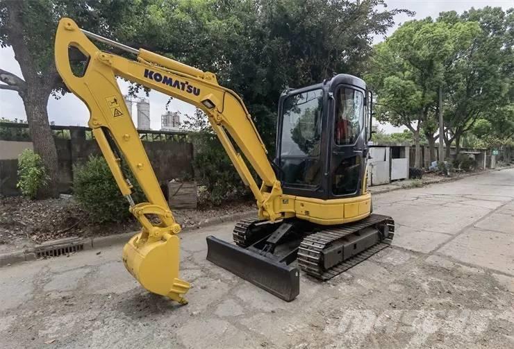 Komatsu PC35 Mini rýpadlá < 7t