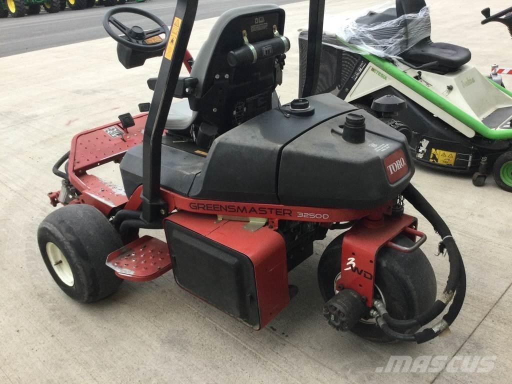 Toro 3250D Samochodné kosačky