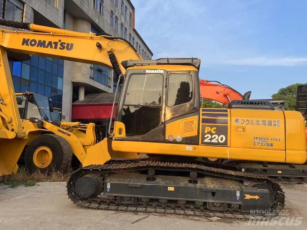 Komatsu PC 220-7 Pásové rýpadlá
