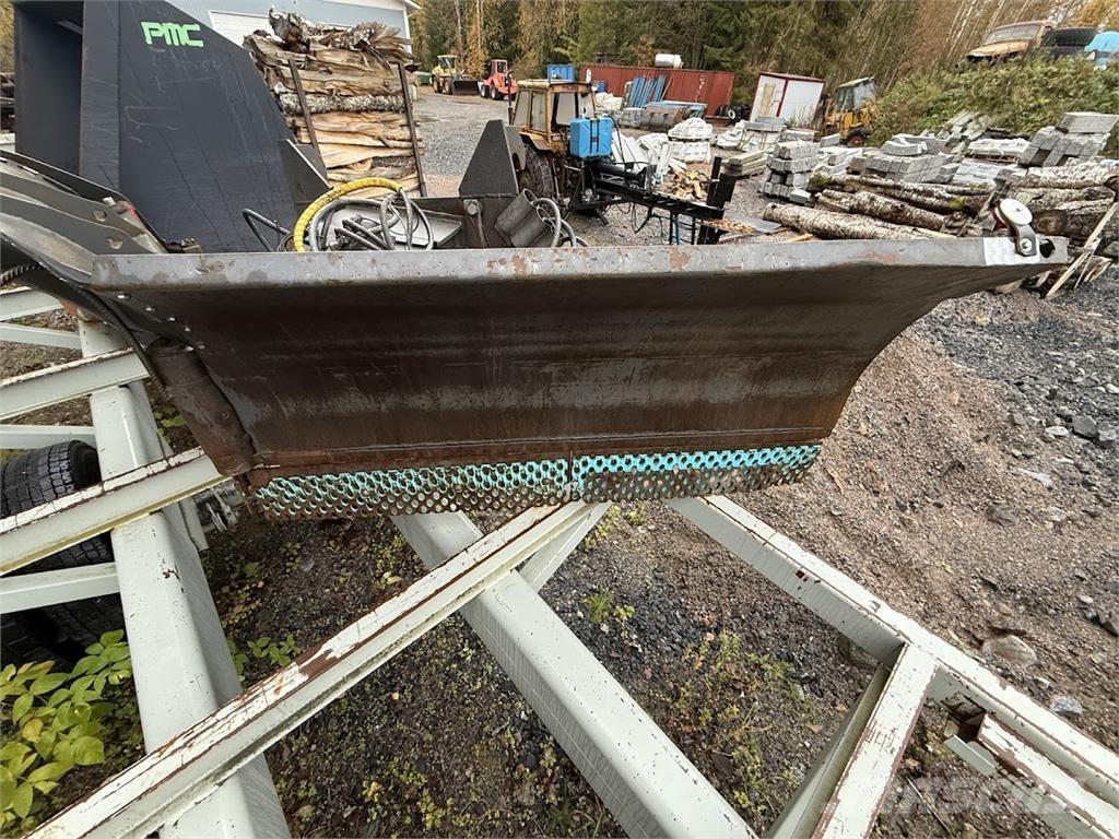 Volvo L110H Kolesové nakladače