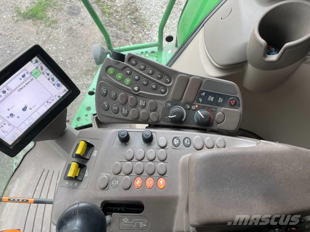 John Deere W540 Kombinované zberacie stroje