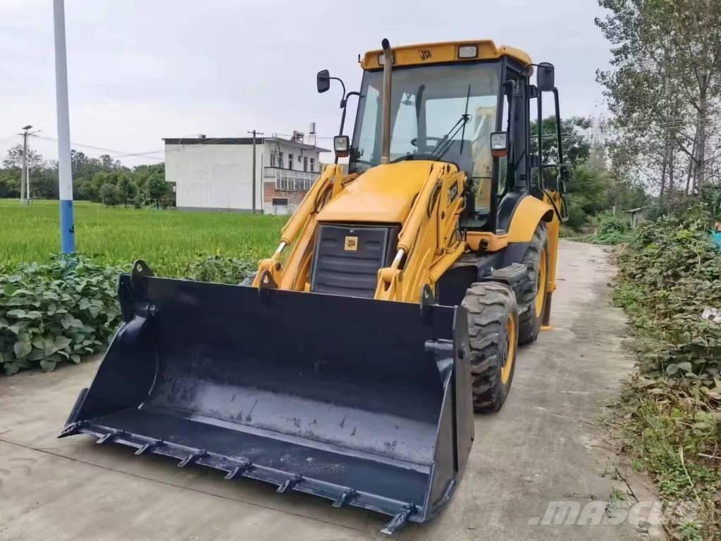 JCB 3CX Rýpadlo-nakladače